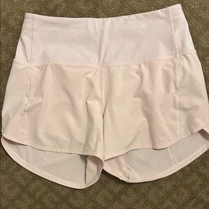 Lululemon hotty hot Shorts 4”